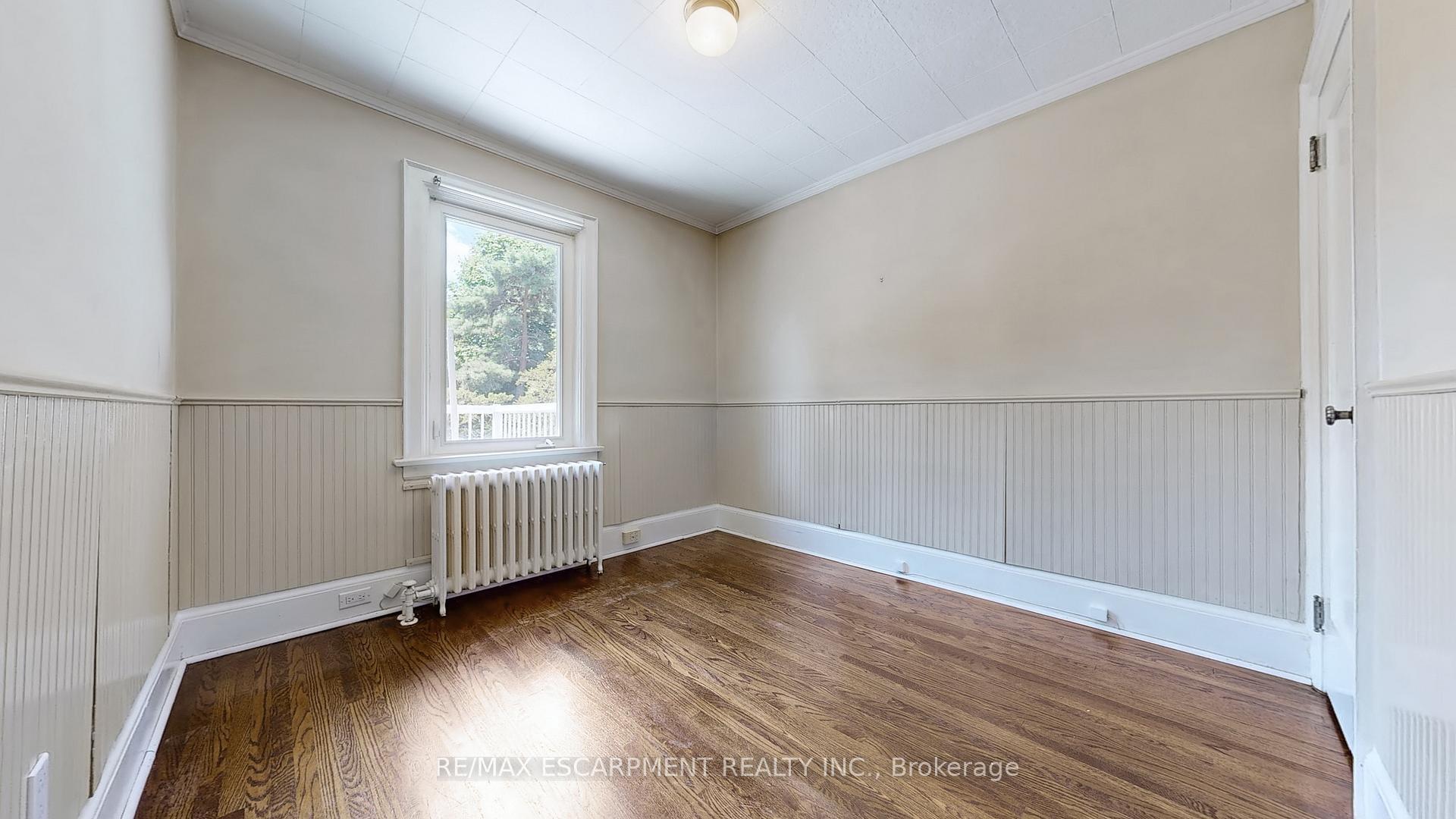 Photo 31 of 7 Duplex Crescent, Toronto, Yonge-Eglinton — HOMEH