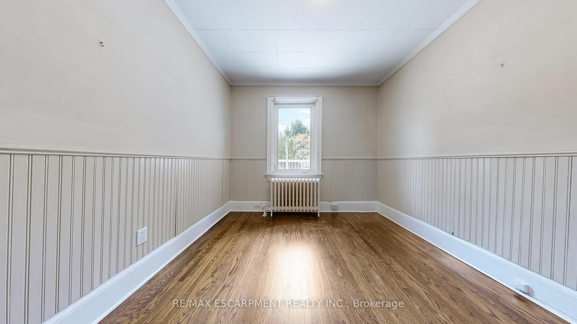 Photo 32 of 7 Duplex Crescent, Toronto, Yonge-Eglinton — HOMEH