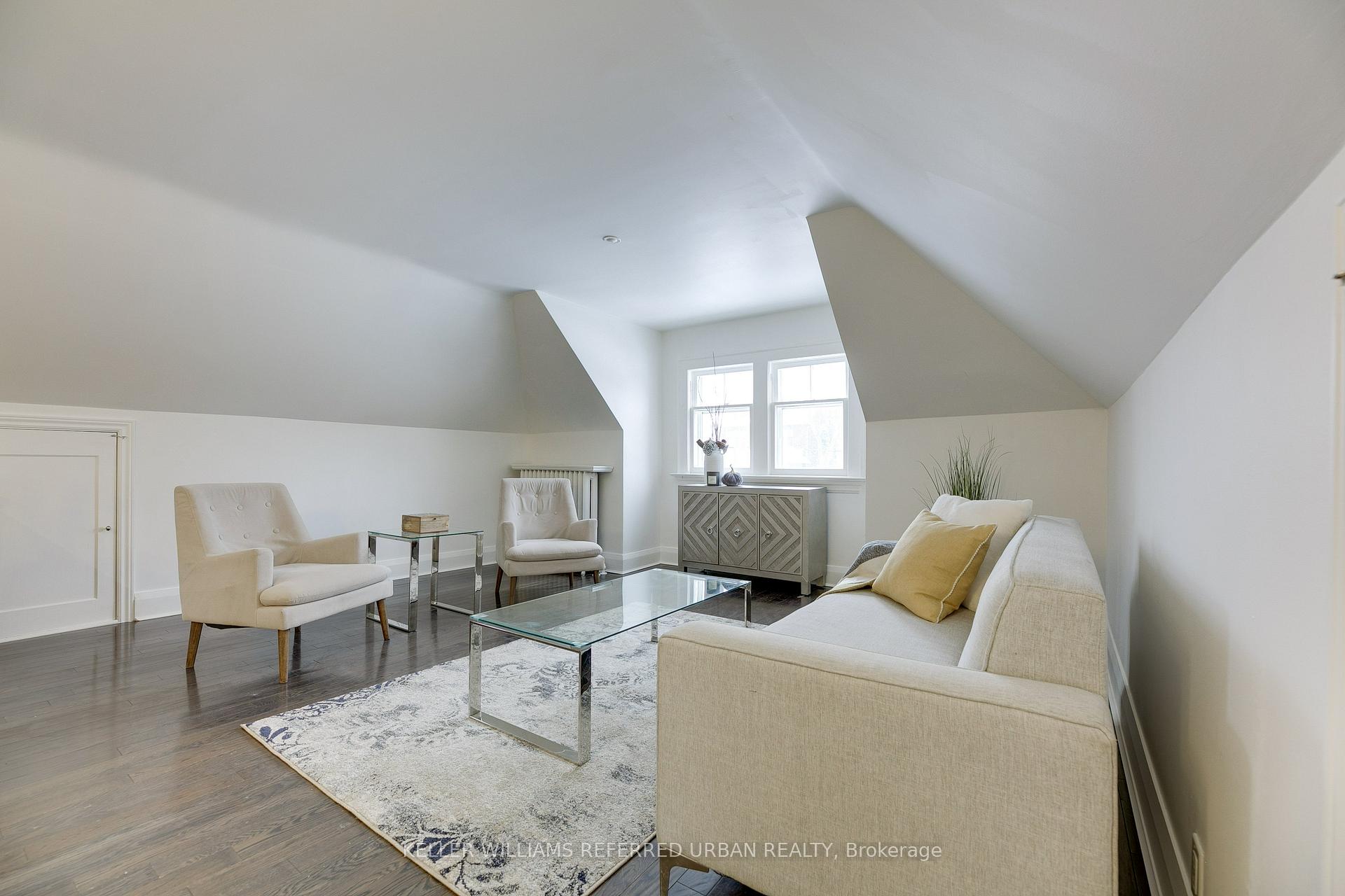 Photo 19 of 244 Winona Drive, Toronto, Oakwood Village — HOMEH