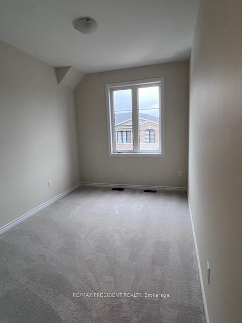 Photo 11 of 1417 Oakmont Common, Burlington, Tyandaga — HOMEH