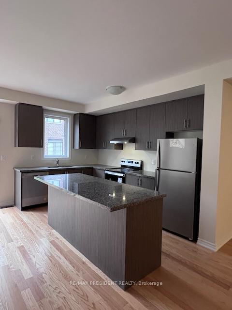 Photo 21 of 1417 Oakmont Common, Burlington, Tyandaga — HOMEH