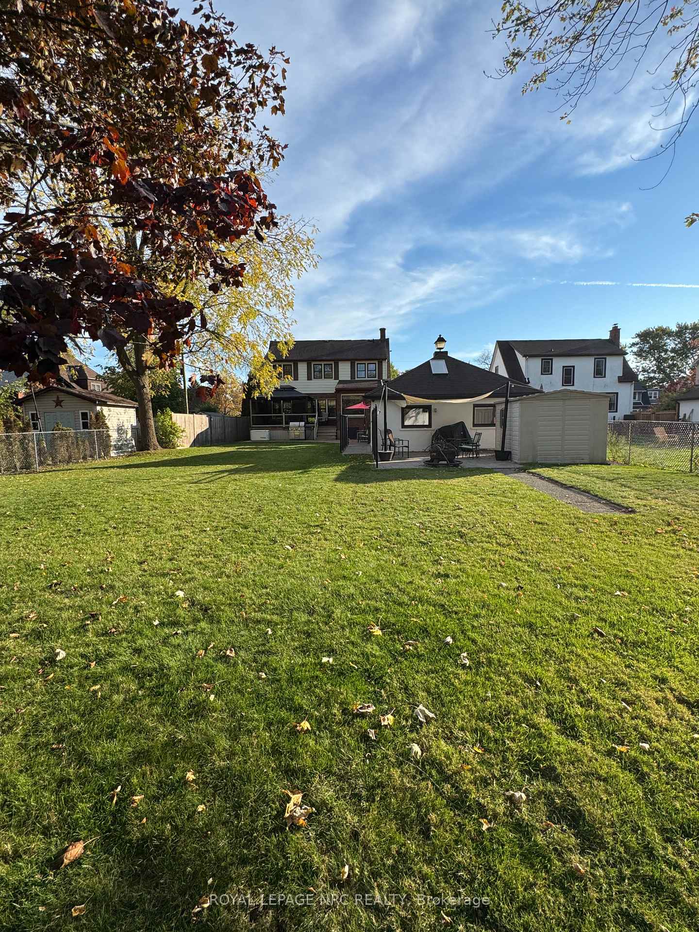 Photo 5 of 62 Pine Street, Welland, Prince Charles — HOMEH