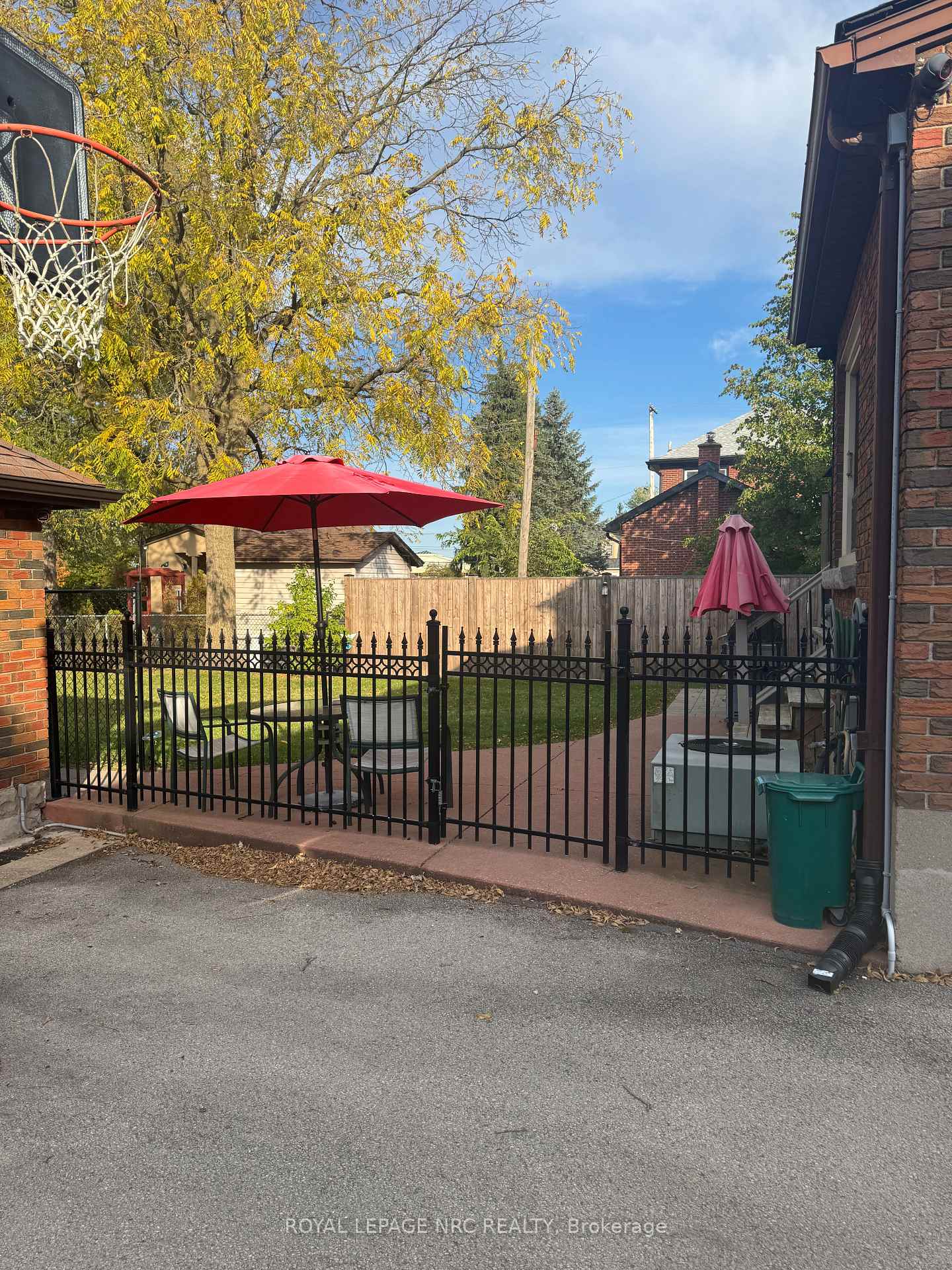 Photo 12 of 62 Pine Street, Welland, Prince Charles — HOMEH