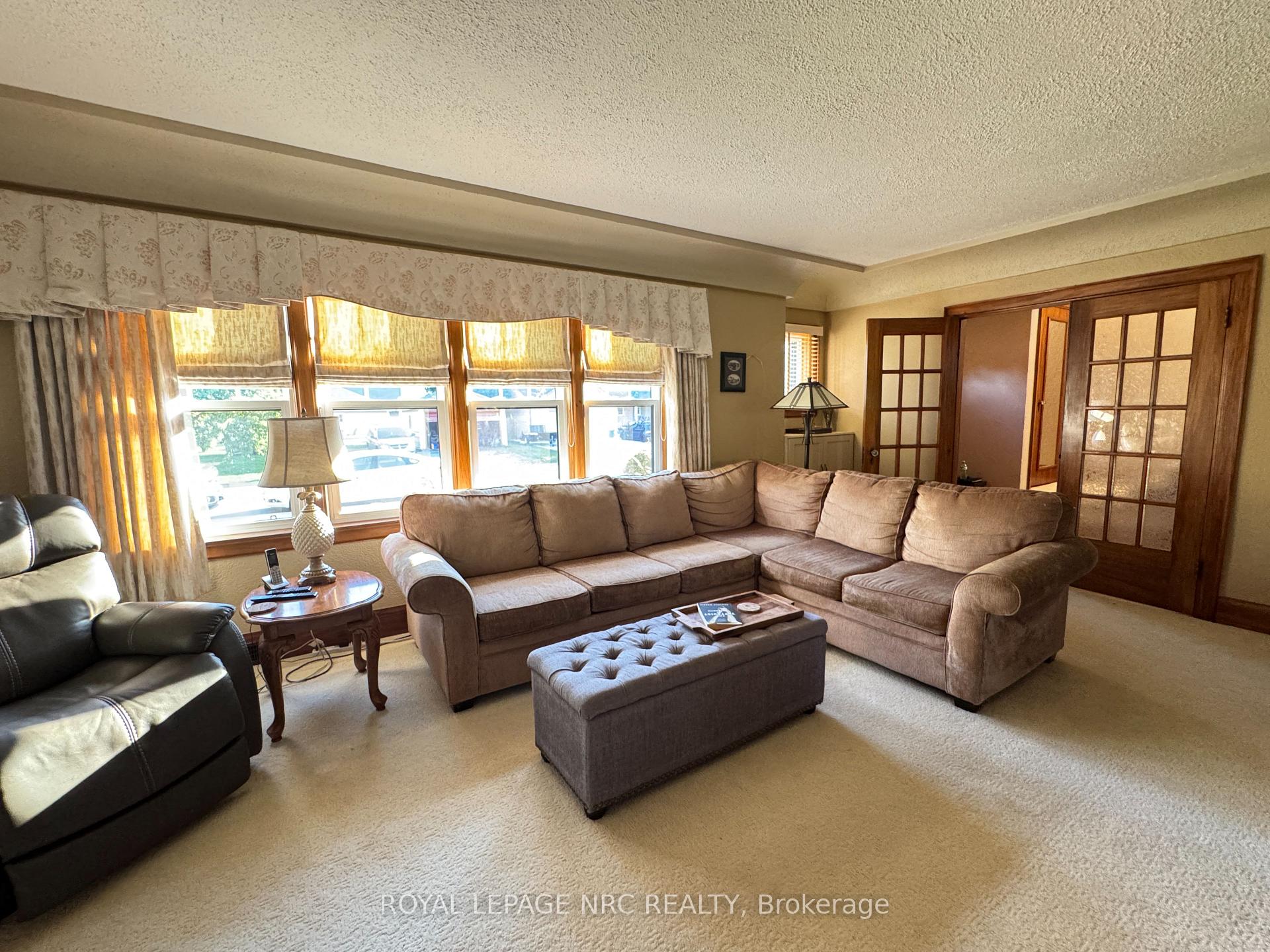 Photo 27 of 62 Pine Street, Welland, Prince Charles — HOMEH