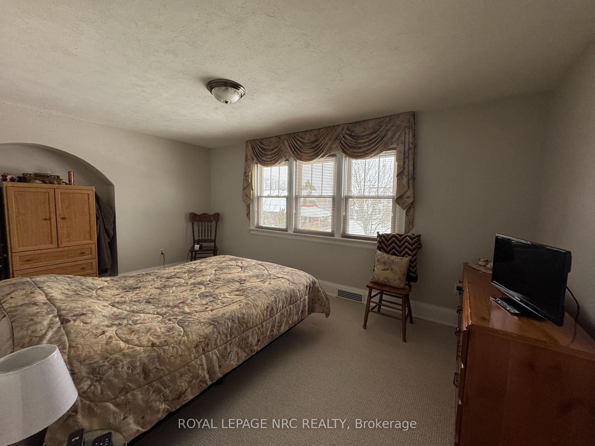 Photo 38 of 62 Pine Street, Welland, Prince Charles — HOMEH