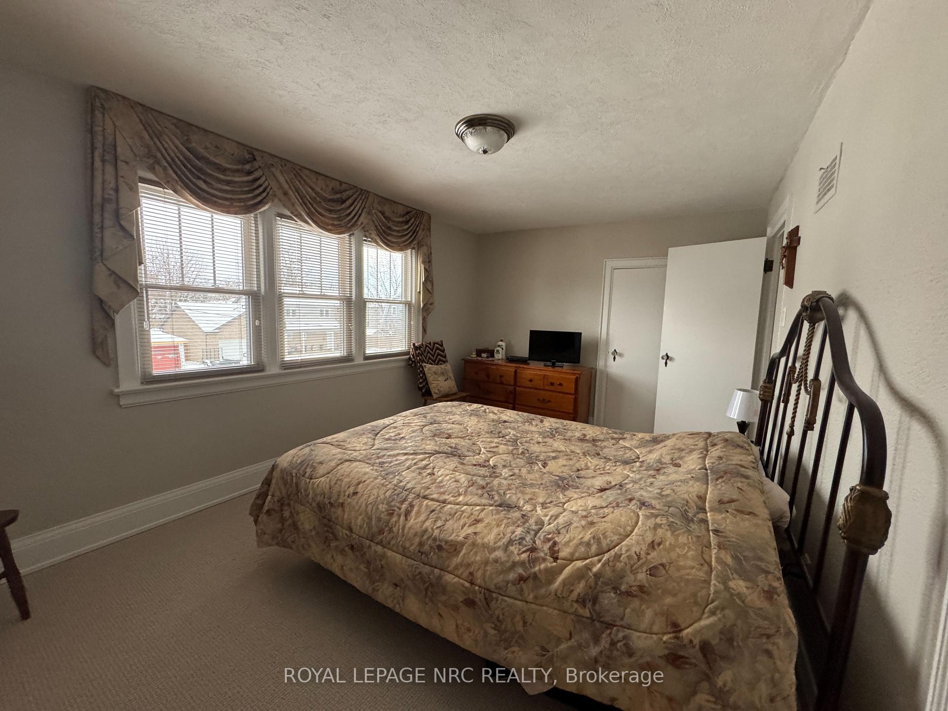 Photo 39 of 62 Pine Street, Welland, Prince Charles — HOMEH
