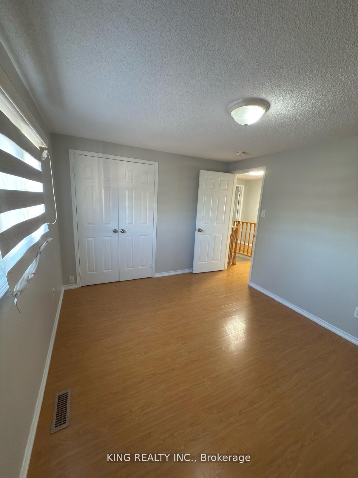 Photo 4 of 7 Clydesdale Circle, Brampton, Fletcher's Creek South — HOMEH