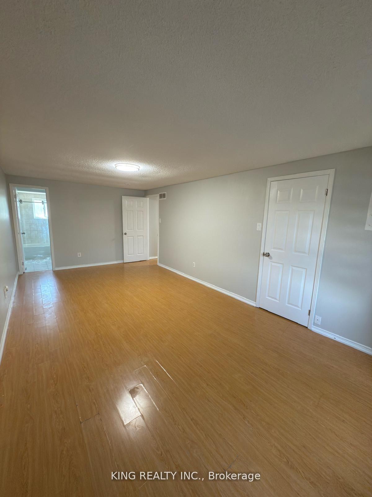 Photo 6 of 7 Clydesdale Circle, Brampton, Fletcher's Creek South — HOMEH