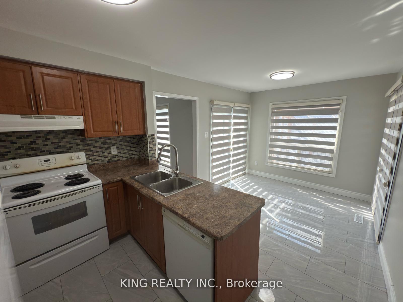 Photo 17 of 7 Clydesdale Circle, Brampton, Fletcher's Creek South — HOMEH