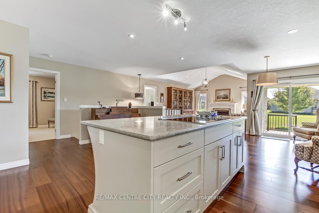 Photo 8 of Unit 8, 234 Peach Tree Boulevard, St. Thomas — HOMEH