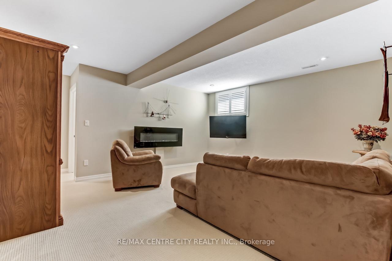 Photo 21 of Unit 8, 234 Peach Tree Boulevard, St. Thomas — HOMEH