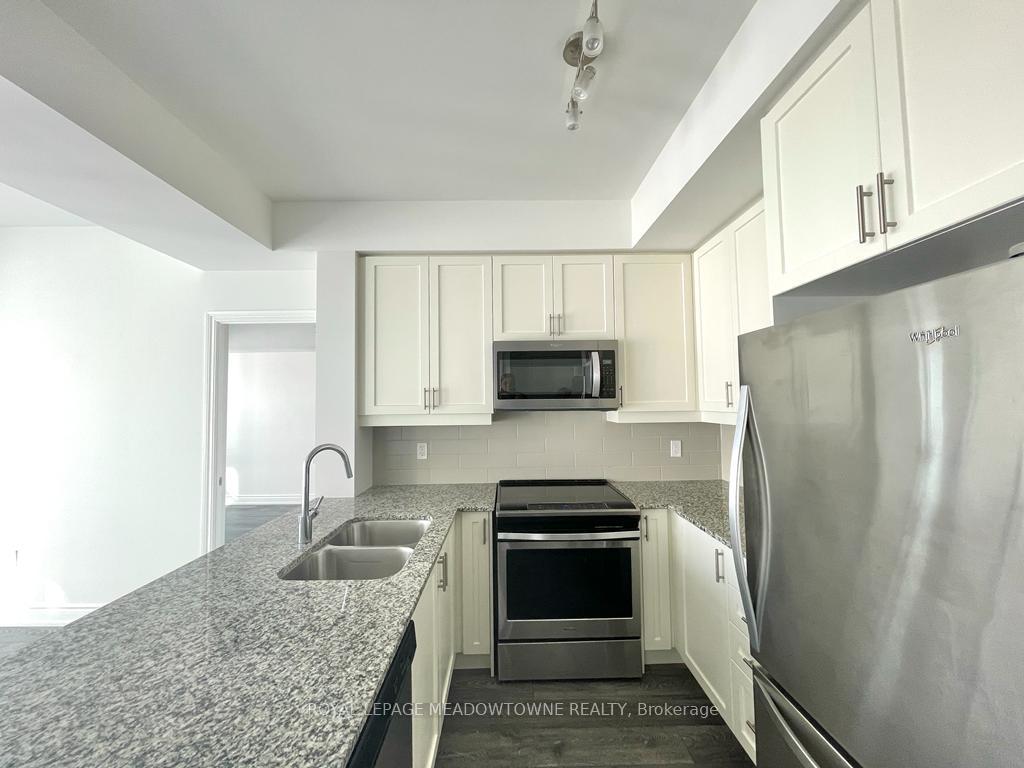 Photo 4 of Unit 603, 1050 Main Street E, Milton, Dempsey — HOMEH
