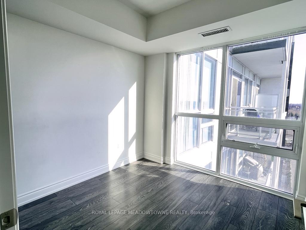 Photo 12 of Unit 603, 1050 Main Street E, Milton, Dempsey — HOMEH