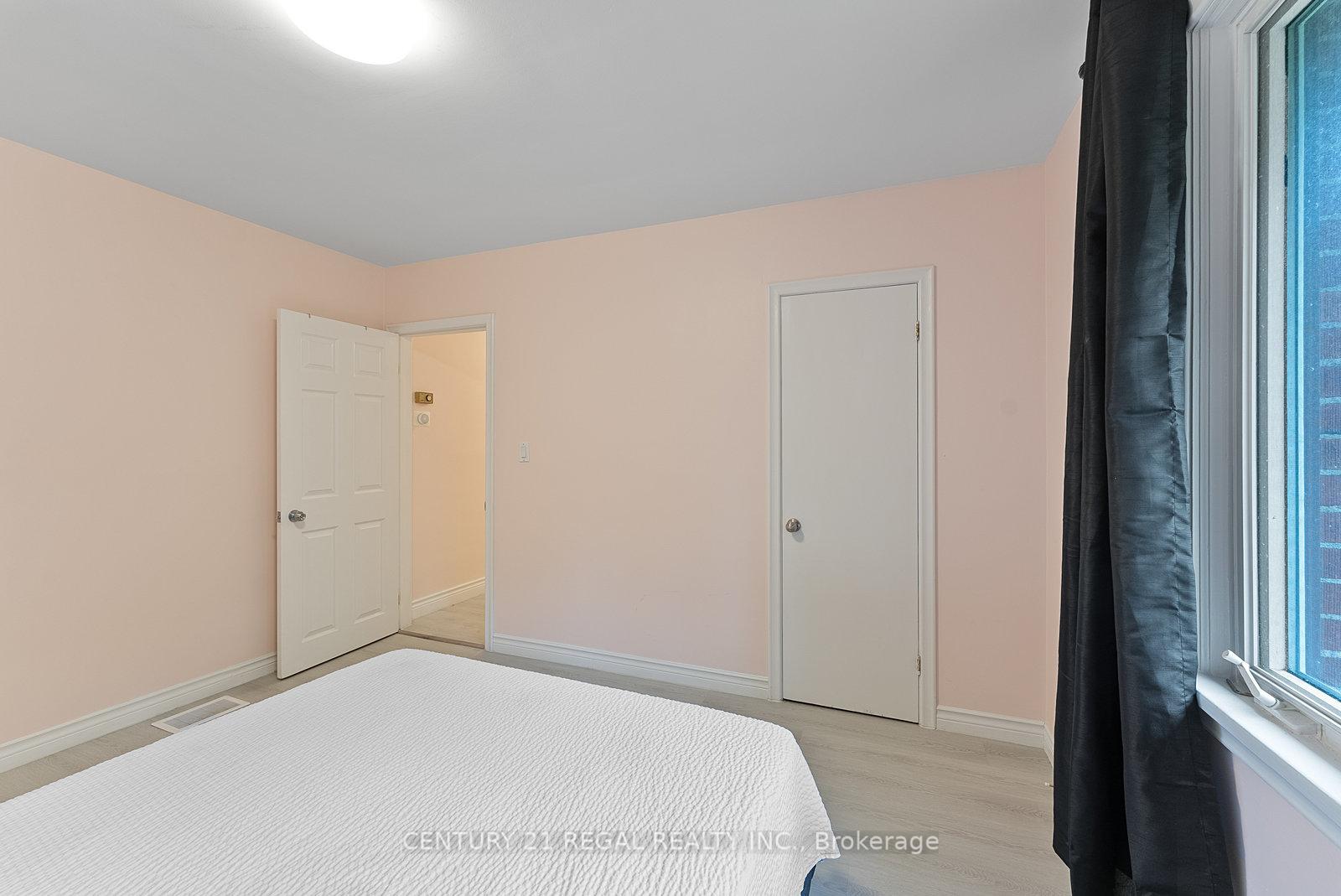 Photo 15 of 21 Louisa Drive, Guelph, St. George's — HOMEH