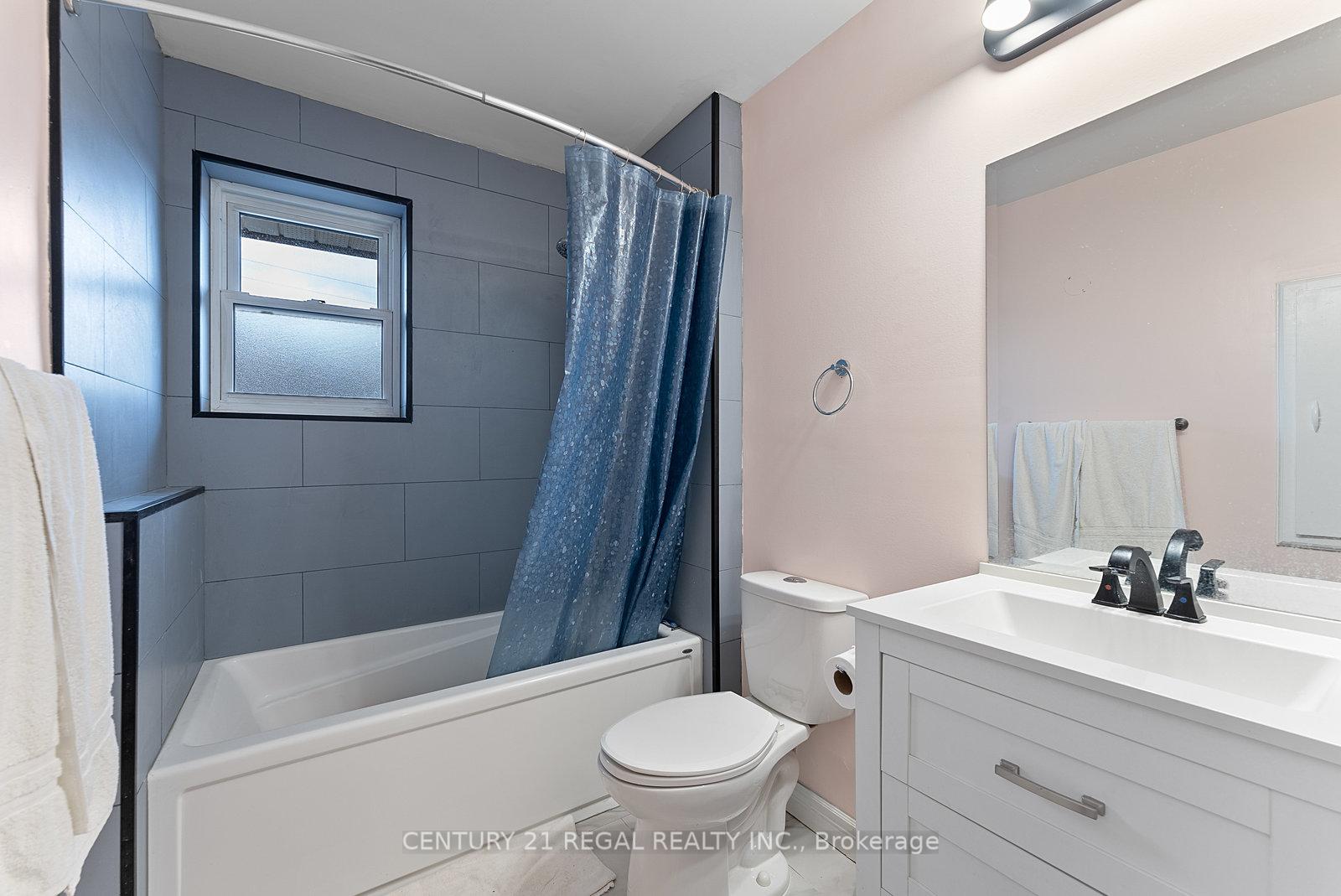 Photo 18 of 21 Louisa Drive, Guelph, St. George's — HOMEH