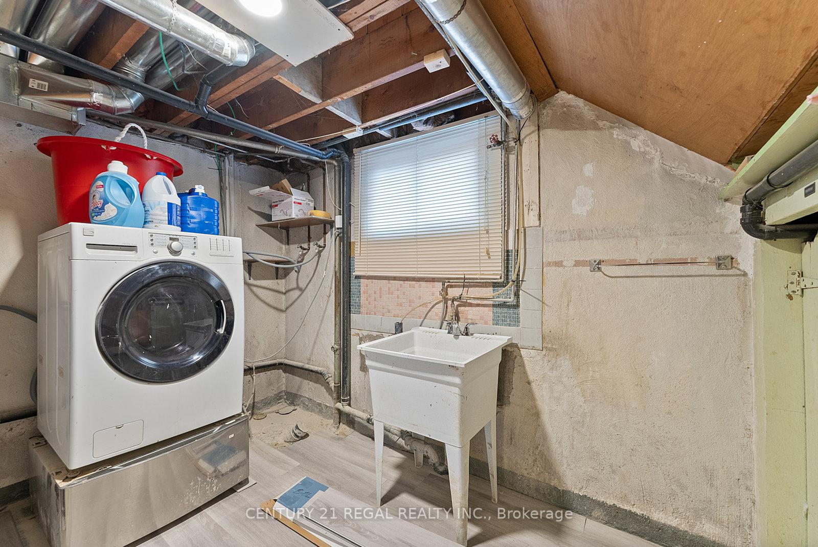 Photo 34 of 21 Louisa Drive, Guelph, St. George's — HOMEH