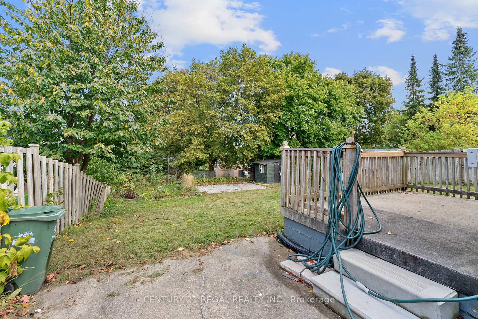 Photo 35 of 21 Louisa Drive, Guelph, St. George's — HOMEH