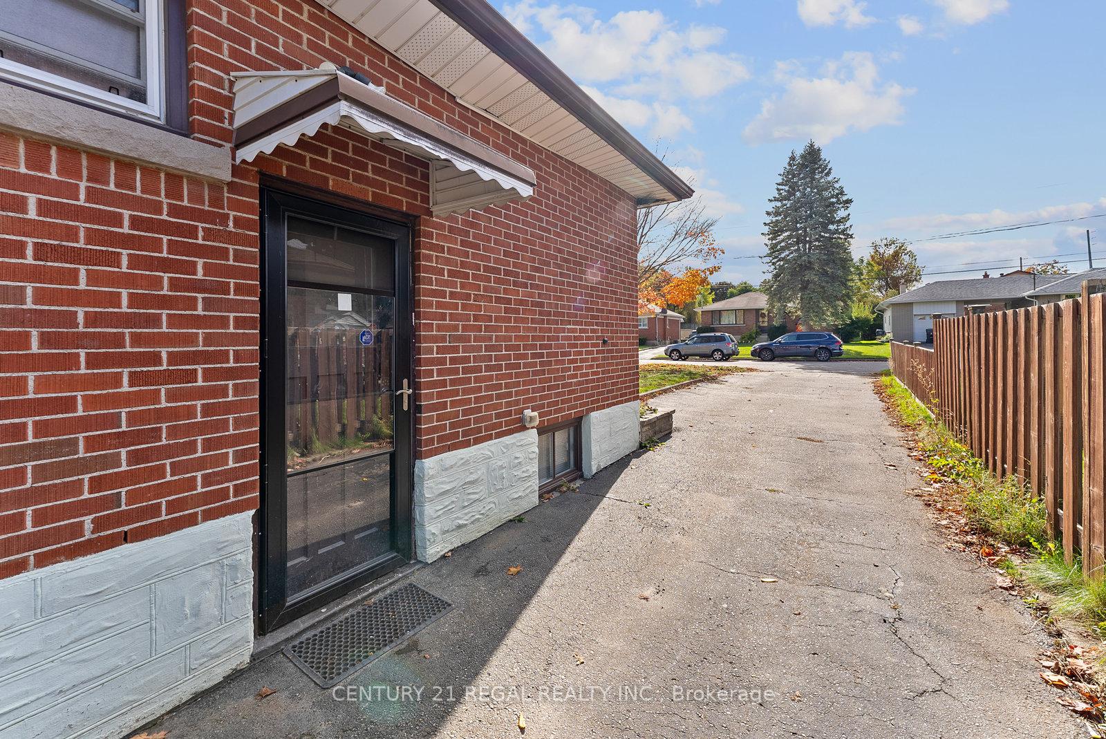 Photo 43 of 21 Louisa Drive, Guelph, St. George's — HOMEH