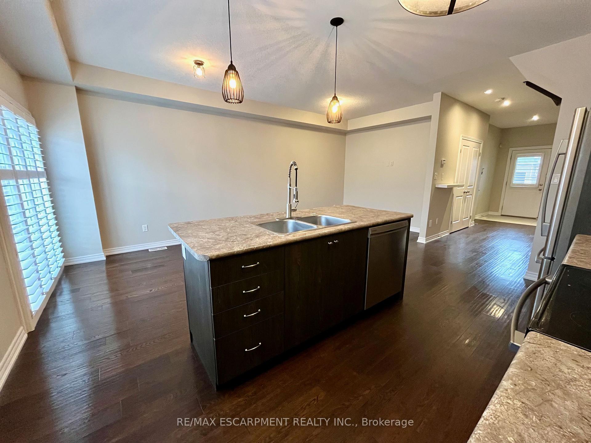 Photo 4 of 7 Pinot Crescent, Hamilton, Fruitland — HOMEH