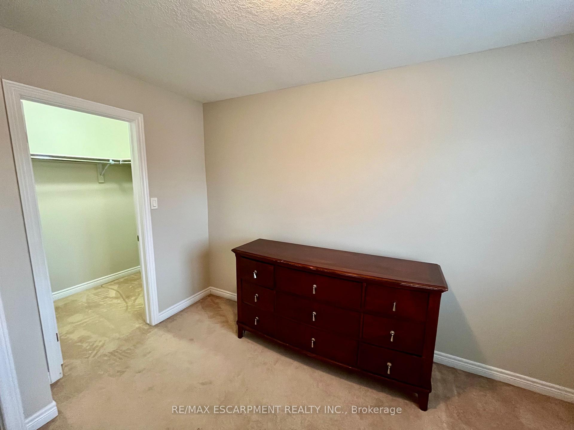 Photo 20 of 7 Pinot Crescent, Hamilton, Fruitland — HOMEH