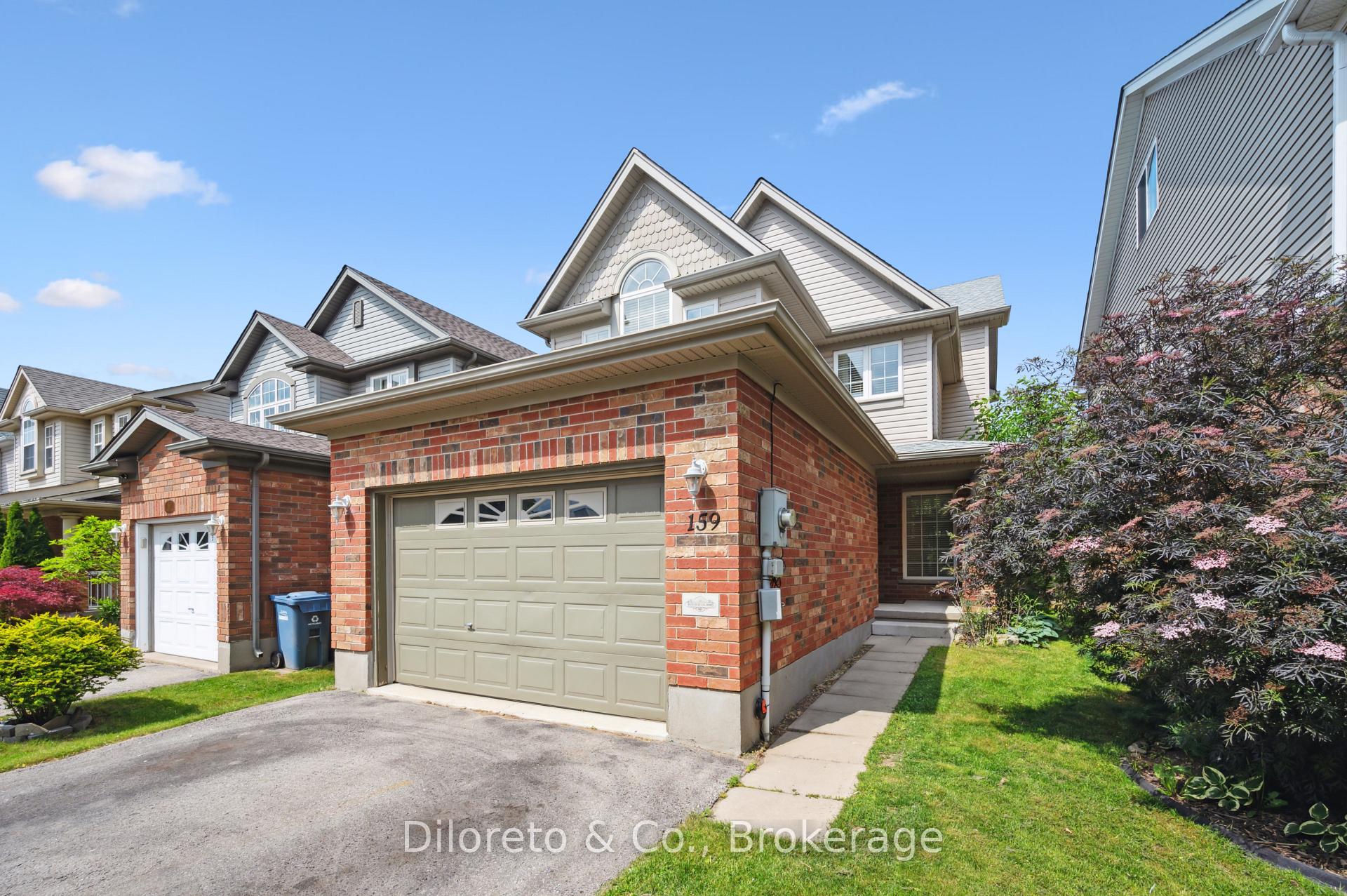 Photo 22 of 159 Lynch Circle, Guelph, Pineridge/Westminster Woods — HOMEH