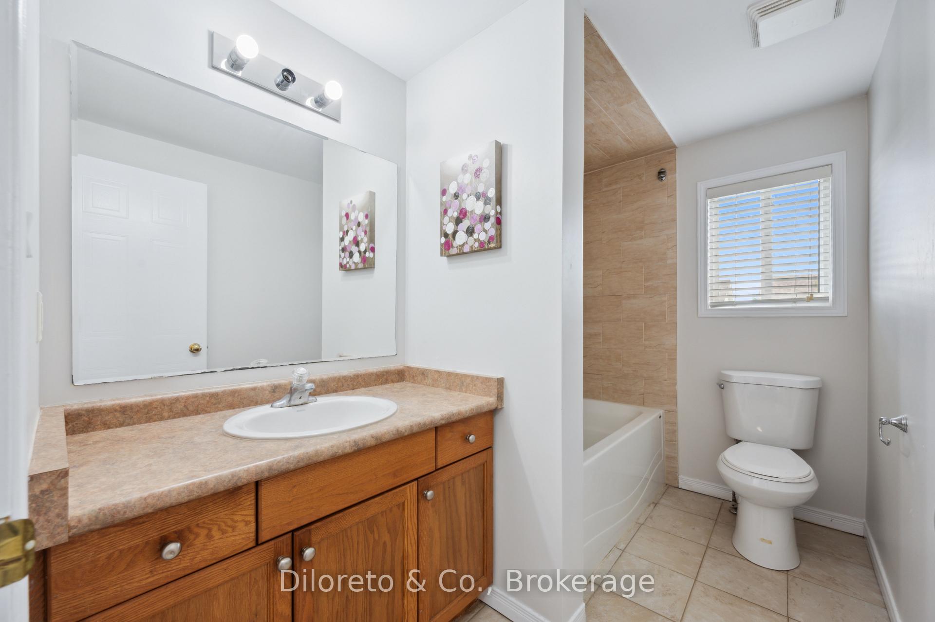Photo 42 of 159 Lynch Circle, Guelph, Pineridge/Westminster Woods — HOMEH