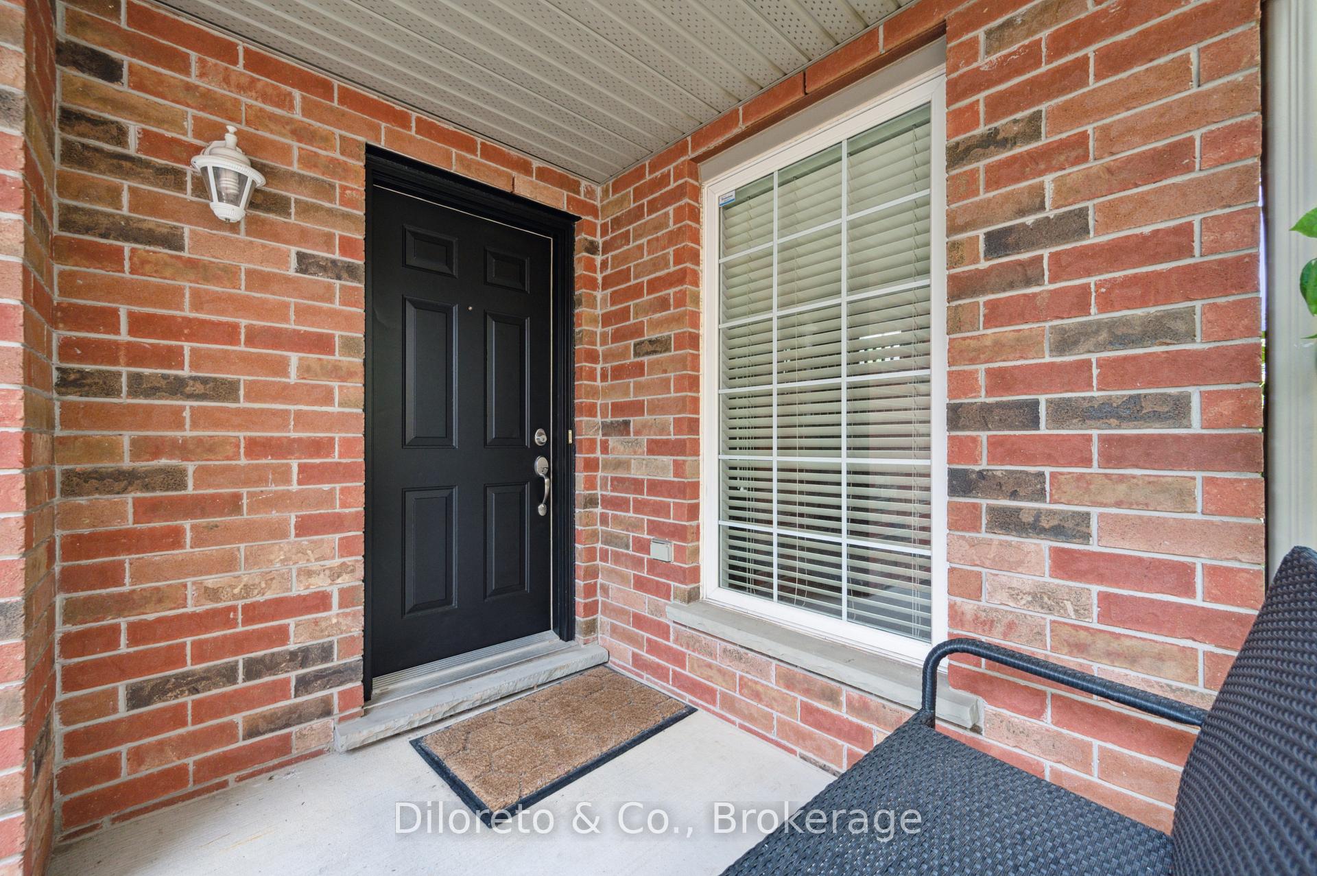 Photo 5 of 159 Lynch Circle, Guelph, Pineridge/Westminster Woods — HOMEH
