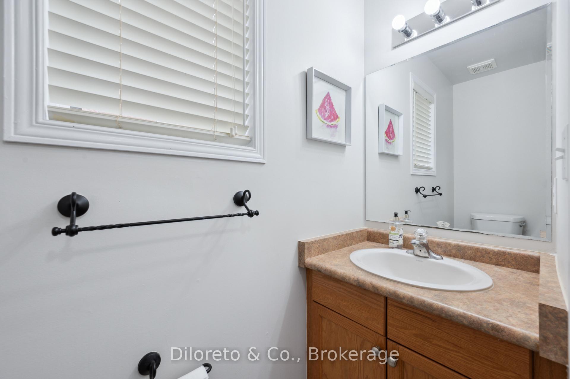 Photo 10 of 159 Lynch Circle, Guelph, Pineridge/Westminster Woods — HOMEH