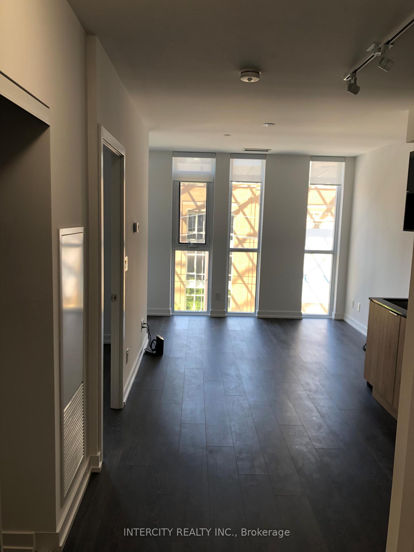 Photo 4 of Unit 304, 159 Wellesley Street E, Toronto, Church-Yonge Corridor — HOMEH