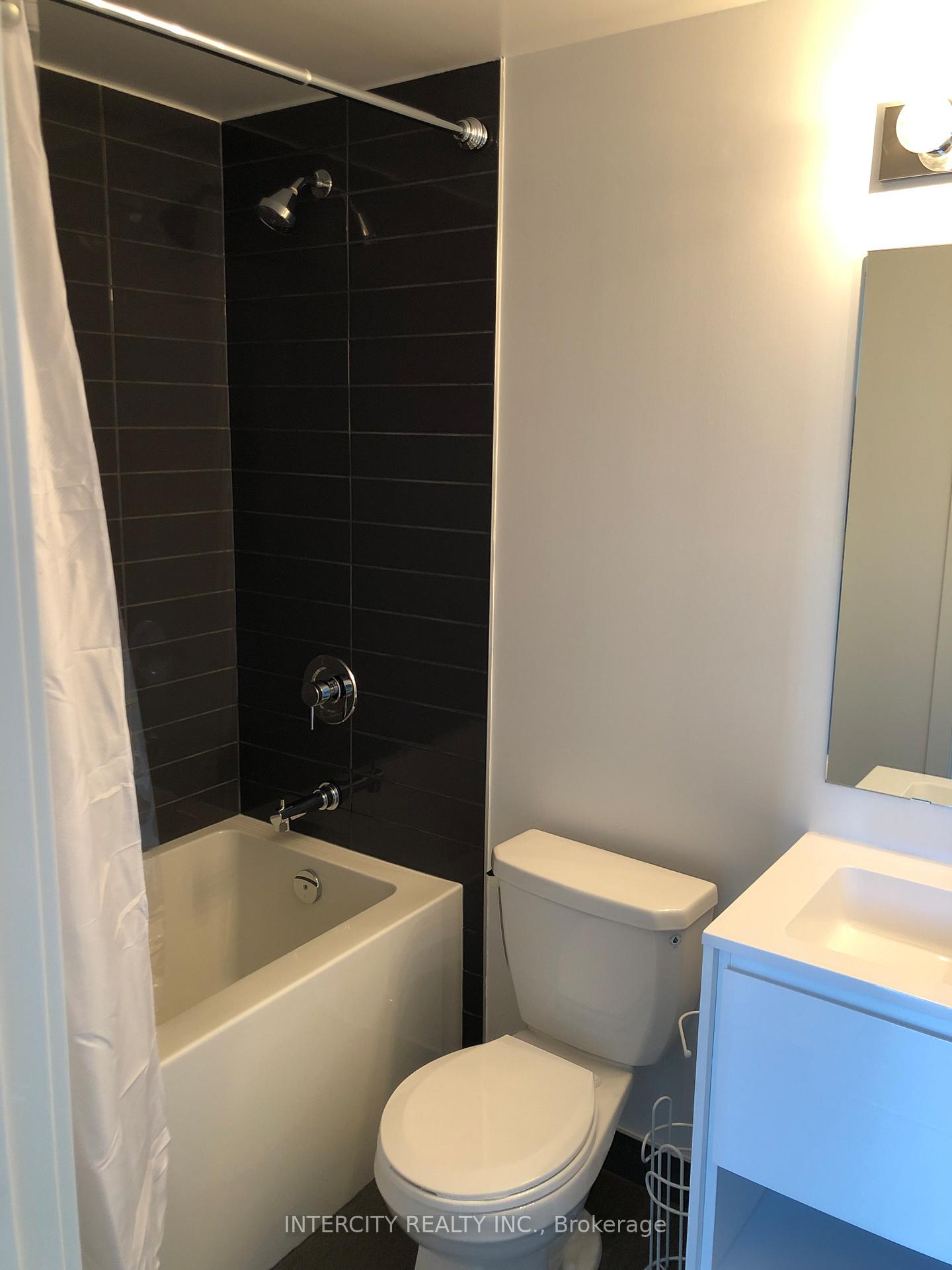 Photo 7 of Unit 304, 159 Wellesley Street E, Toronto, Church-Yonge Corridor — HOMEH