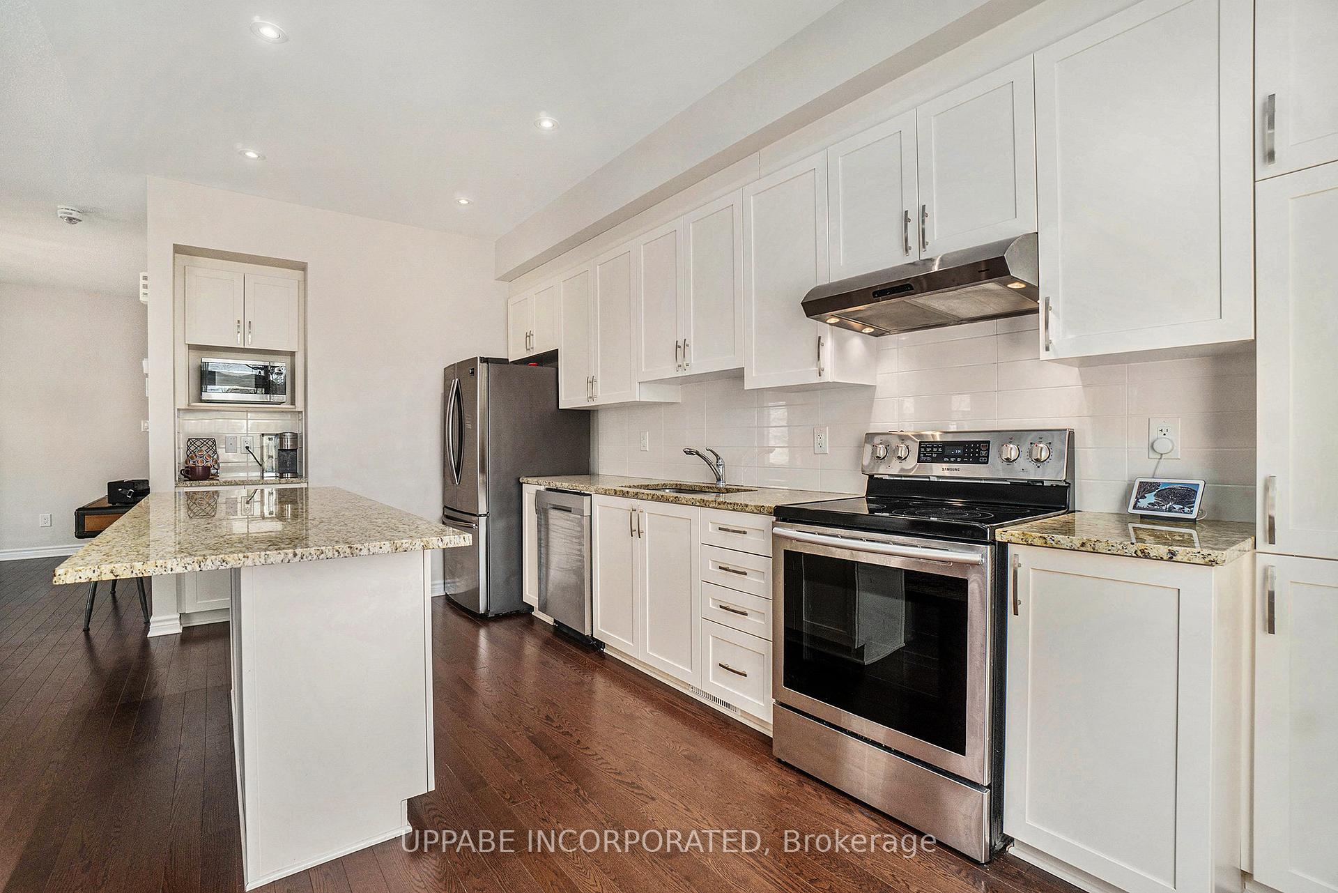 Photo 11 of 71 Blueheart Bay, Ottawa, Barrhaven - Longfields — HOMEH