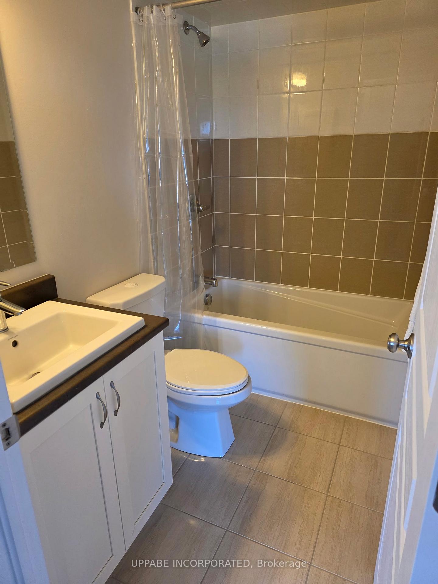 Photo 16 of 71 Blueheart Bay, Ottawa, Barrhaven - Longfields — HOMEH