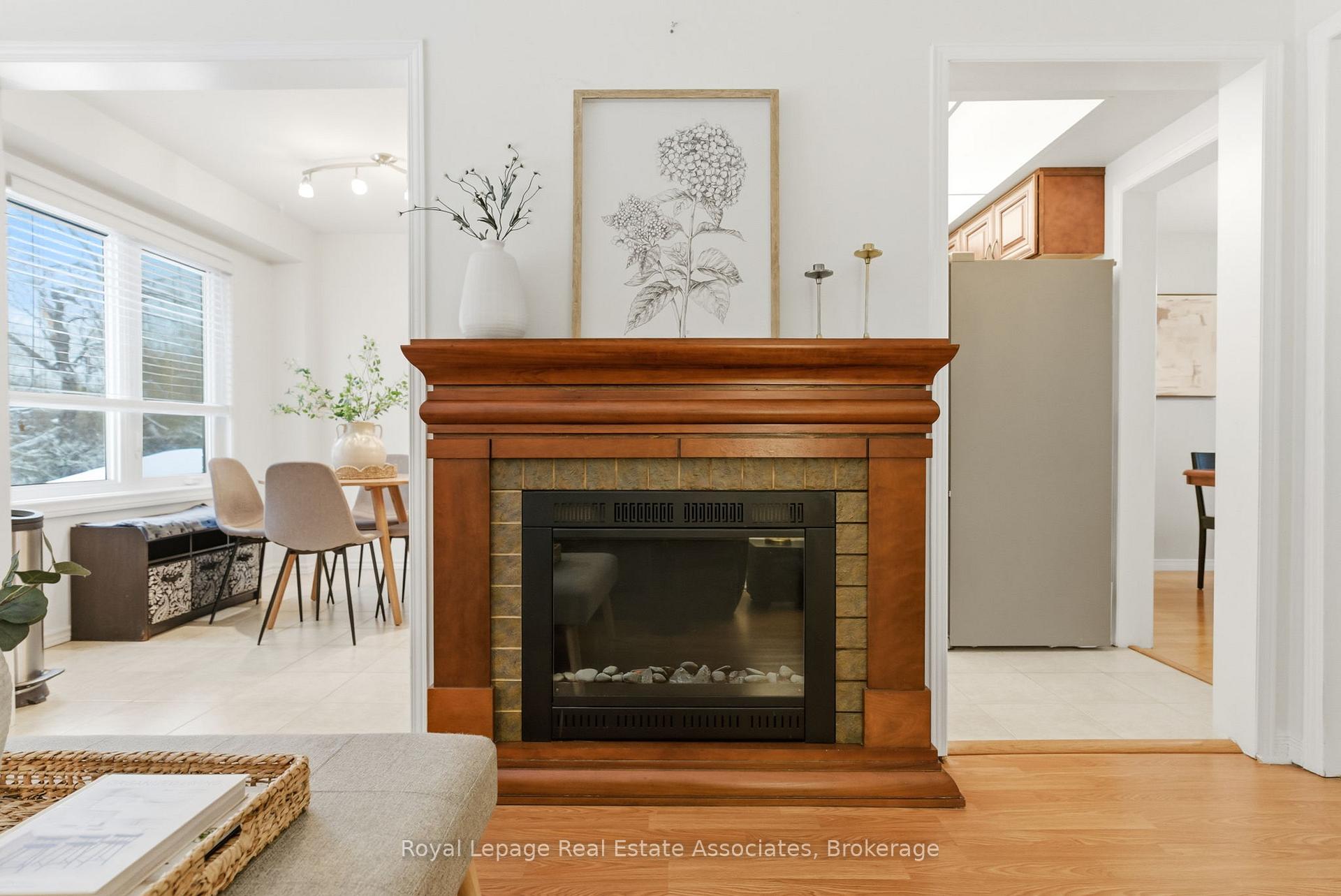 Photo 8 of 38 Bluebell Crescent, Whitby, Lynde Creek — HOMEH