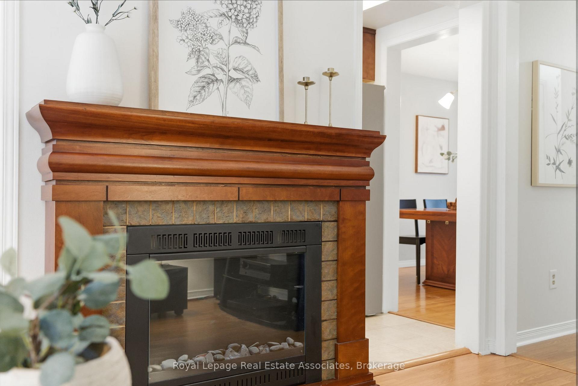 Photo 10 of 38 Bluebell Crescent, Whitby, Lynde Creek — HOMEH