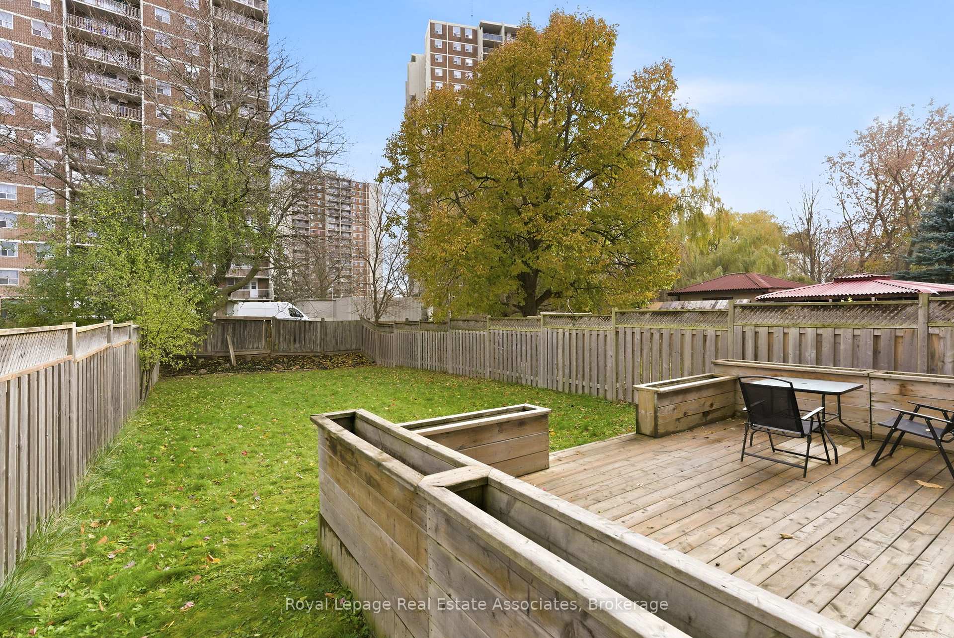 Photo 35 of 38 Bluebell Crescent, Whitby, Lynde Creek — HOMEH