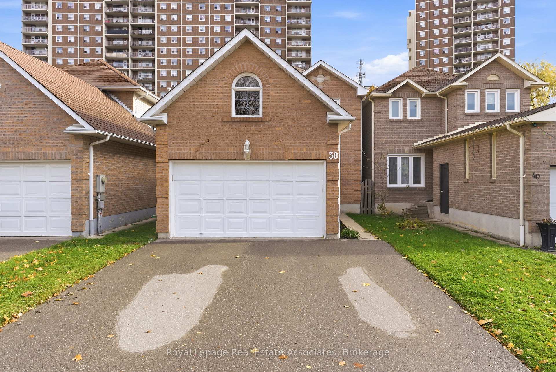 Photo 42 of 38 Bluebell Crescent, Whitby, Lynde Creek — HOMEH
