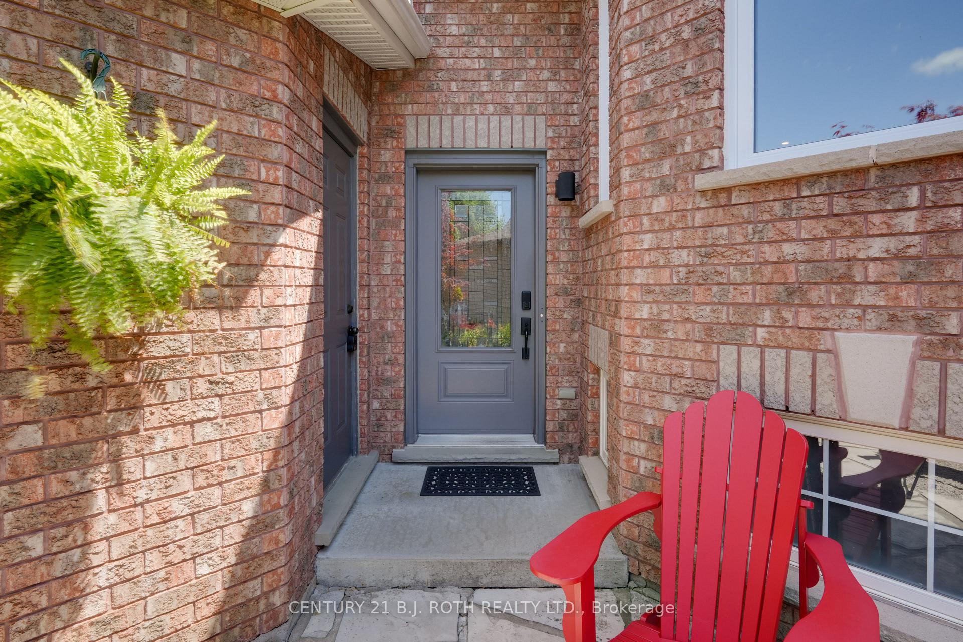 Photo 6 of 55 Holly Meadow Road, Barrie, Holly — HOMEH