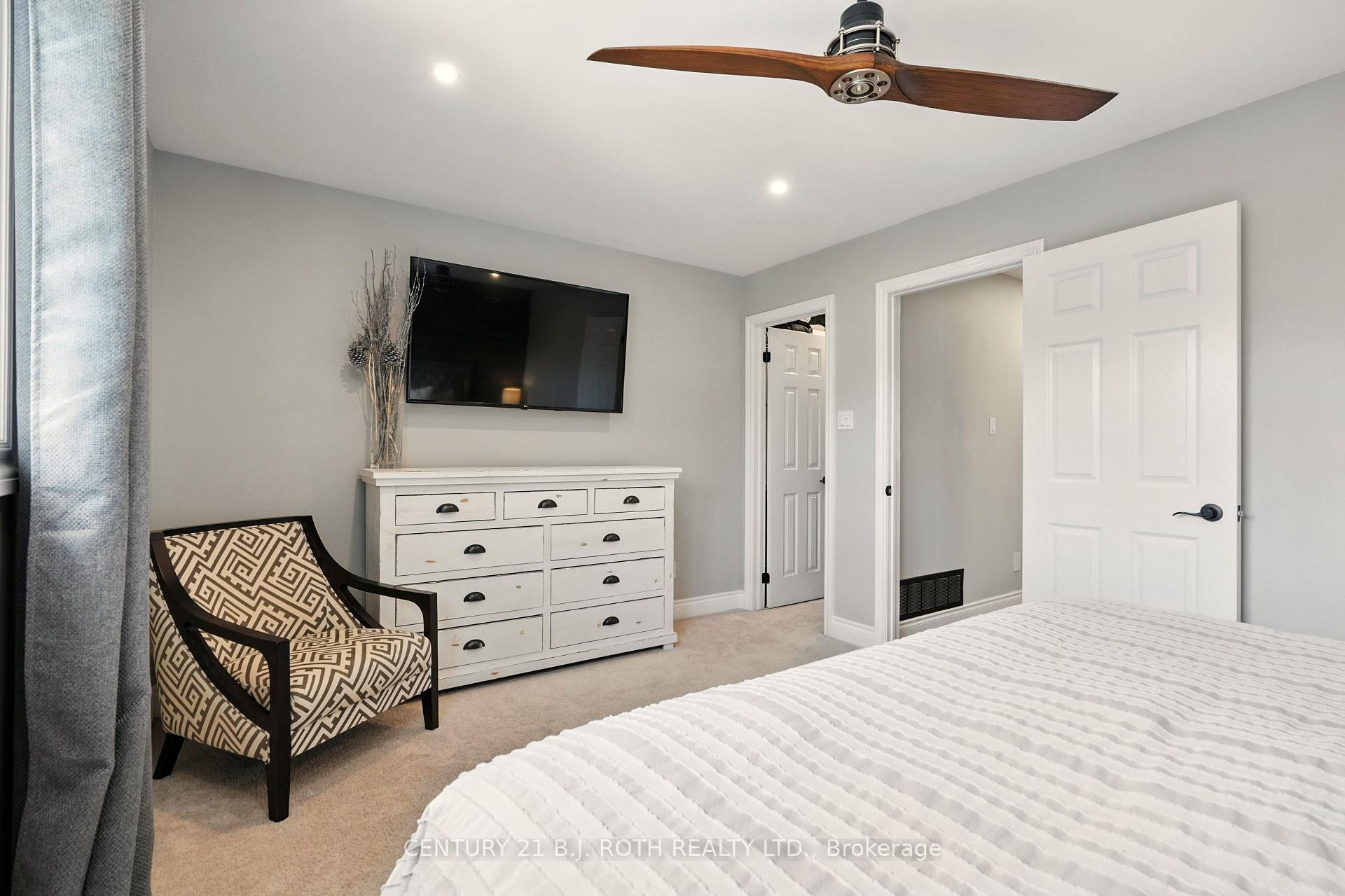 Photo 21 of 55 Holly Meadow Road, Barrie, Holly — HOMEH