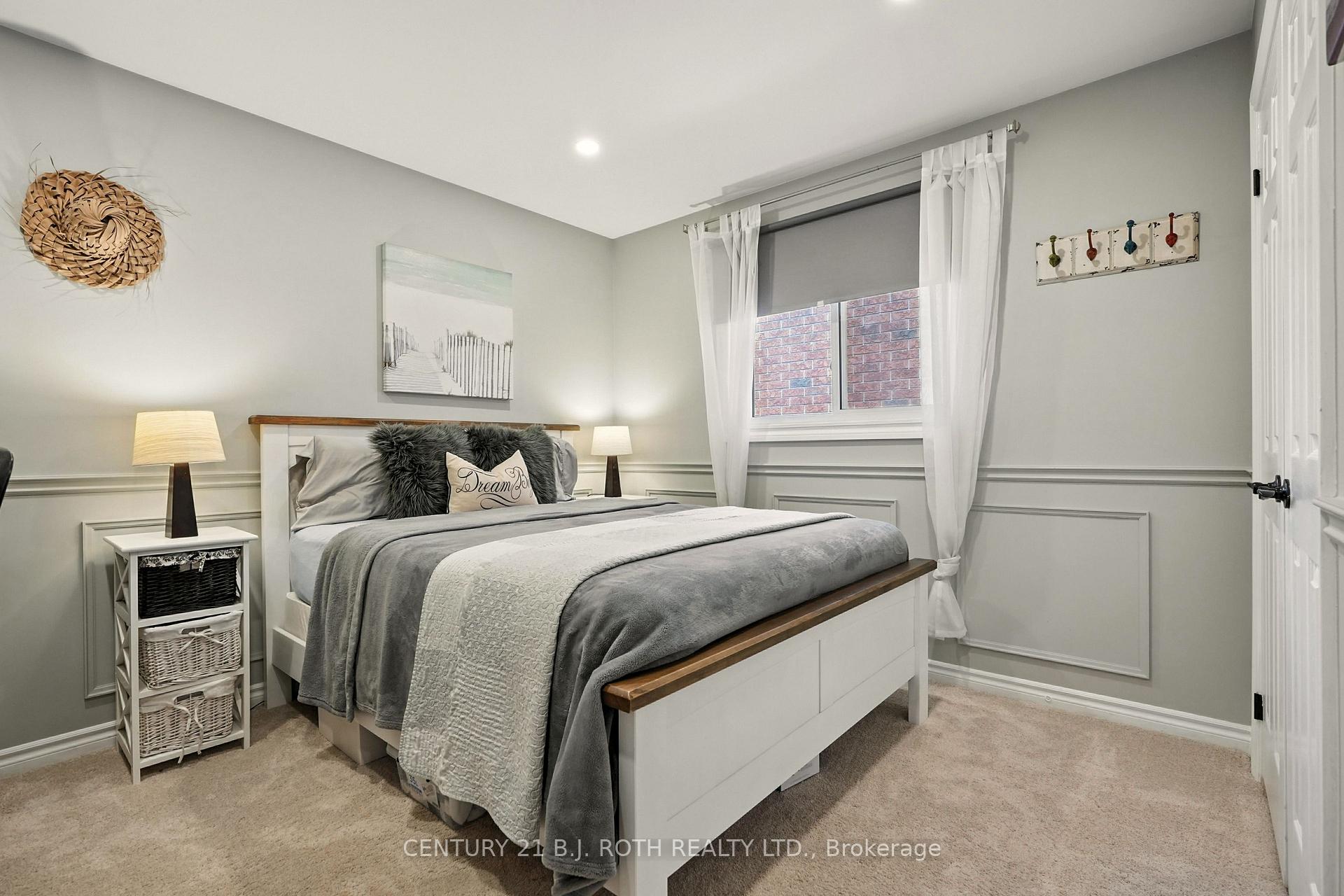 Photo 44 of 55 Holly Meadow Road, Barrie, Holly — HOMEH