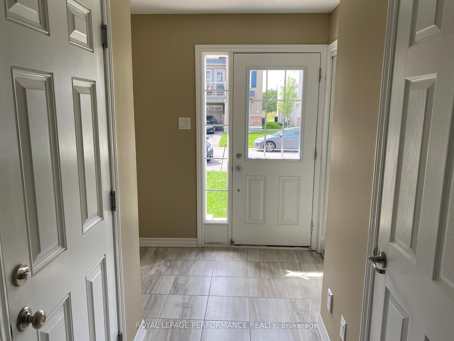 Photo 3 of 108 Helenium Lane, Ottawa, Avalon West — HOMEH