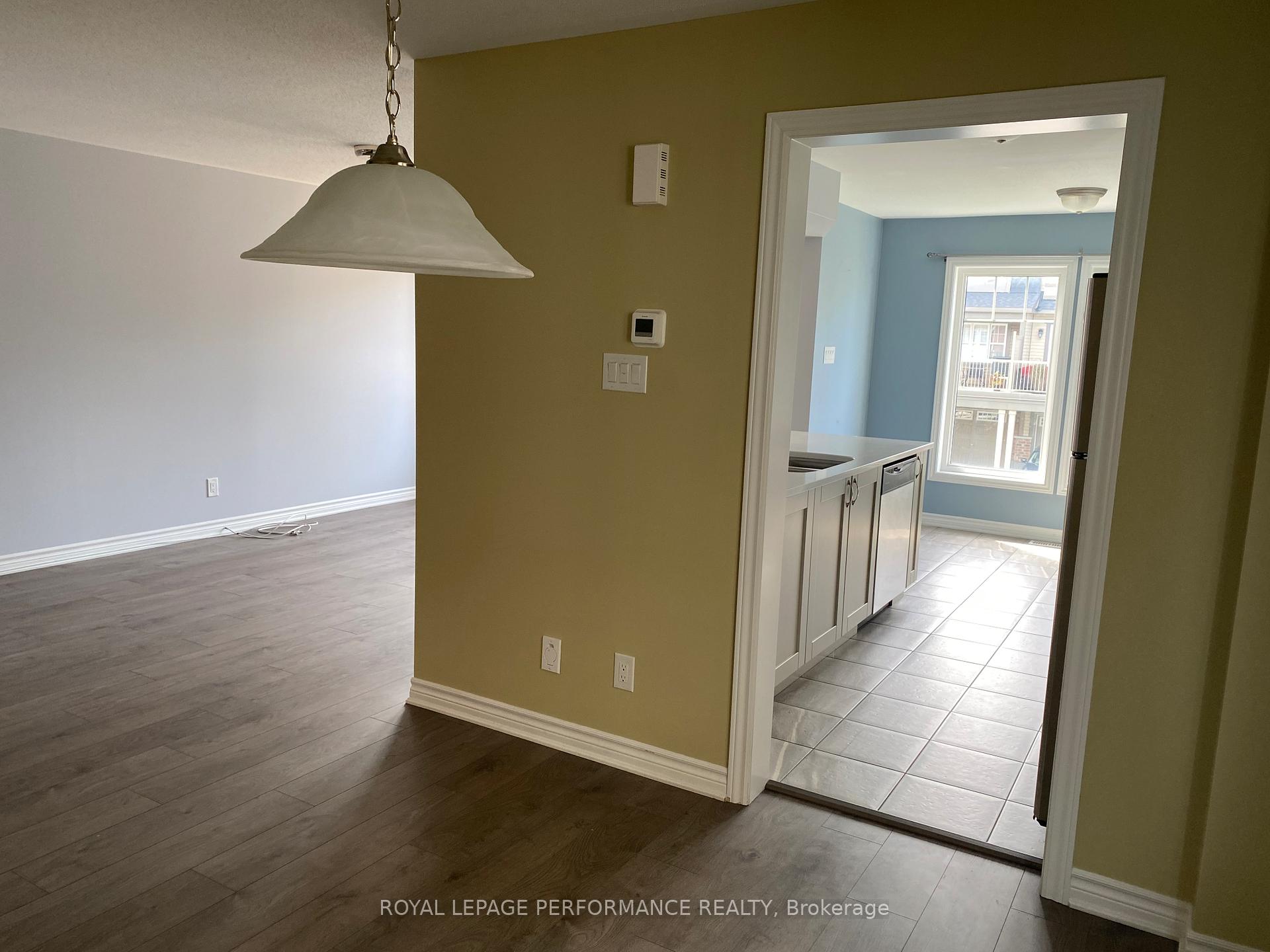 Photo 7 of 108 Helenium Lane, Ottawa, Avalon West — HOMEH