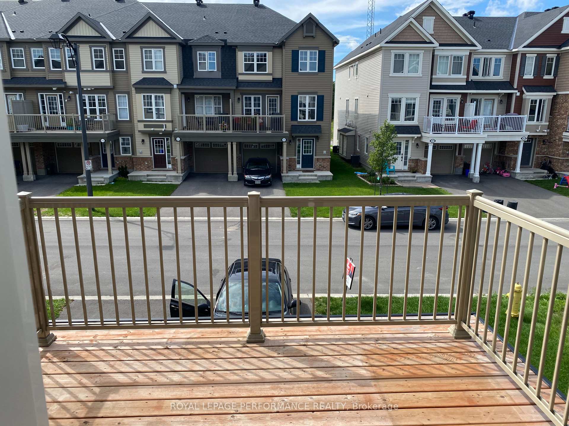 Photo 15 of 108 Helenium Lane, Ottawa, Avalon West — HOMEH