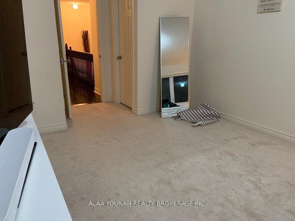 Photo 16 of 1055 Job Crescent, Milton, Harrison — HOMEH
