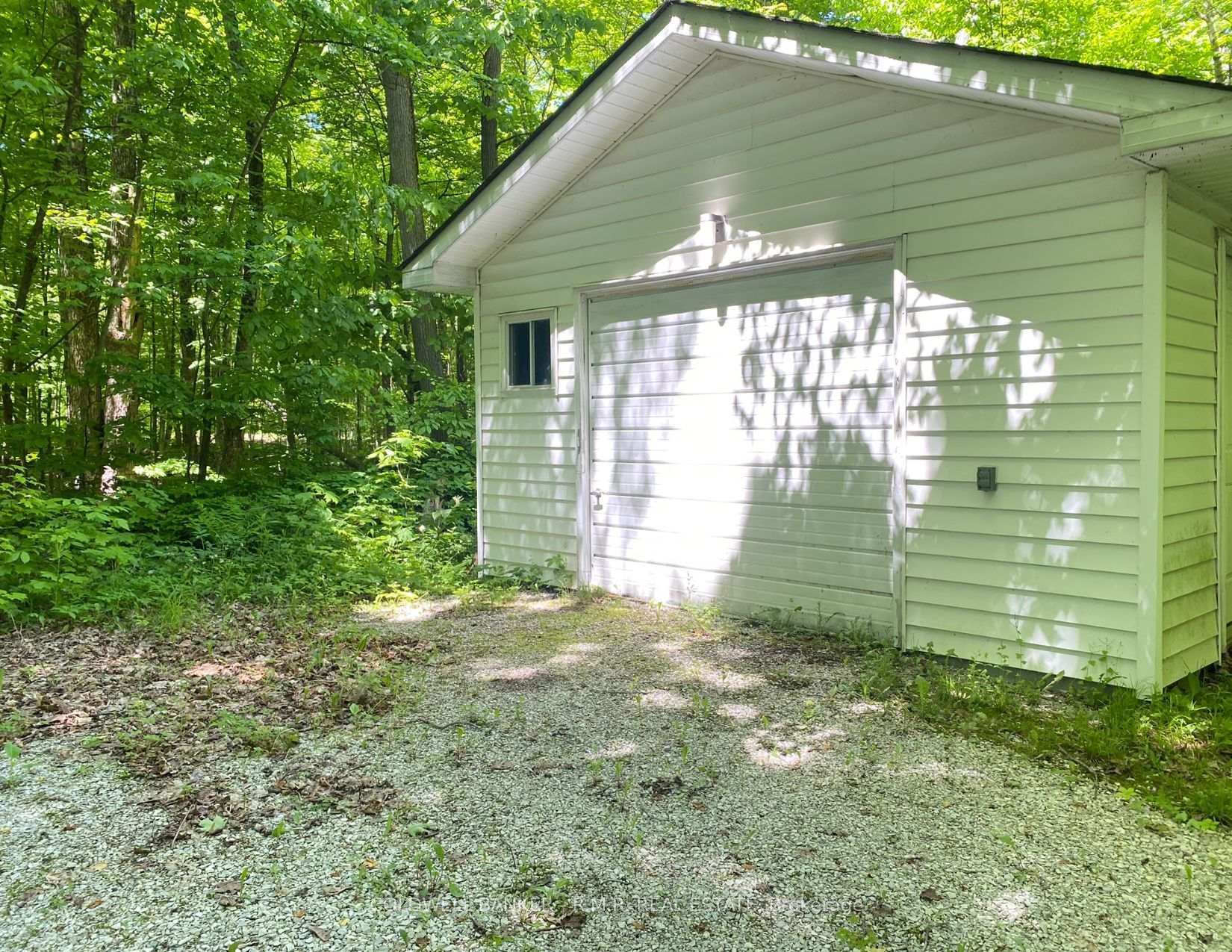 Photo 4 of 3493 Southwood Beach Boulevard, Ramara, Rural Ramara — HOMEH