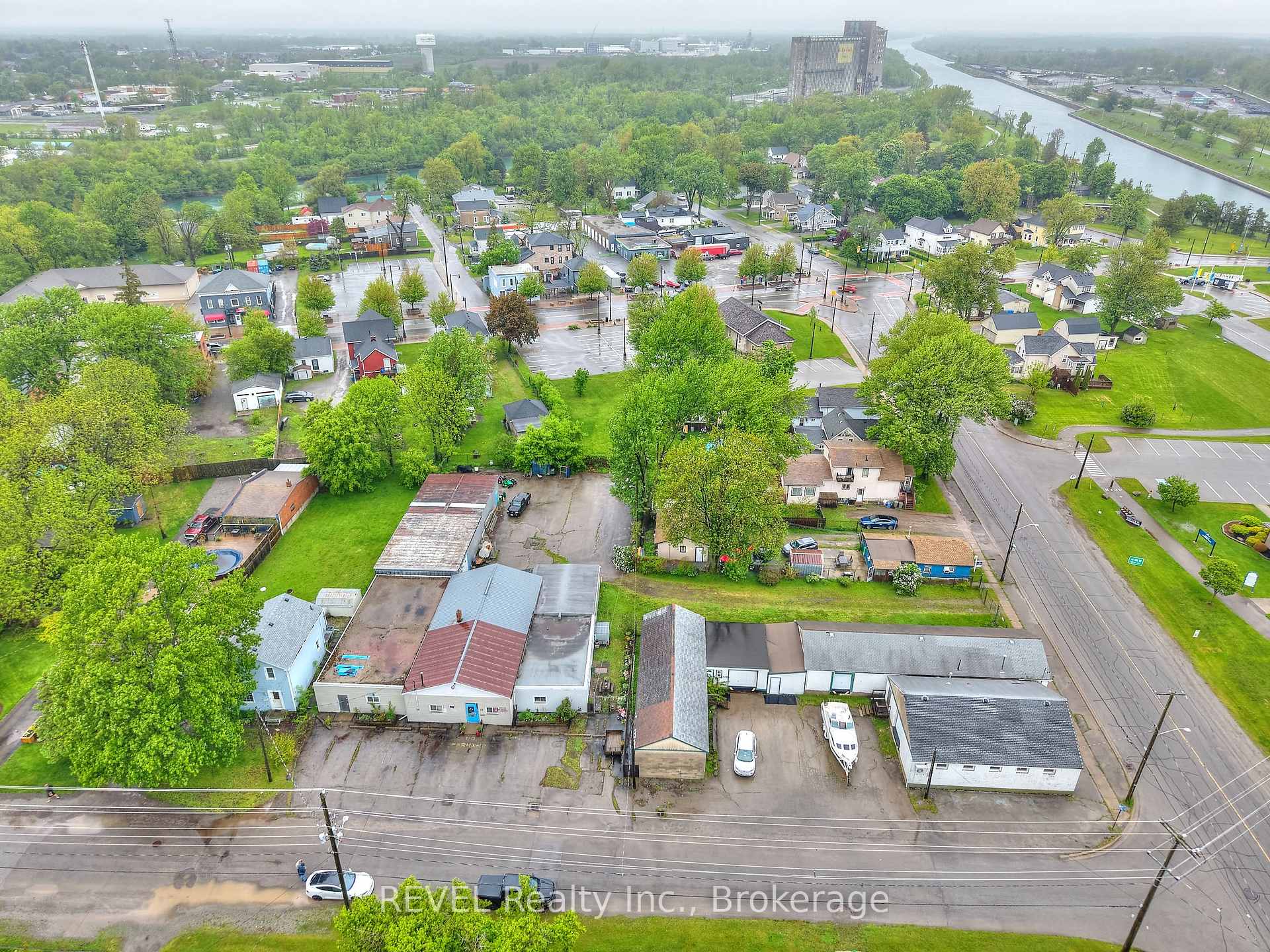 Photo 2 of 23 Amelia Street, Port Colborne, Main Street — HOMEH