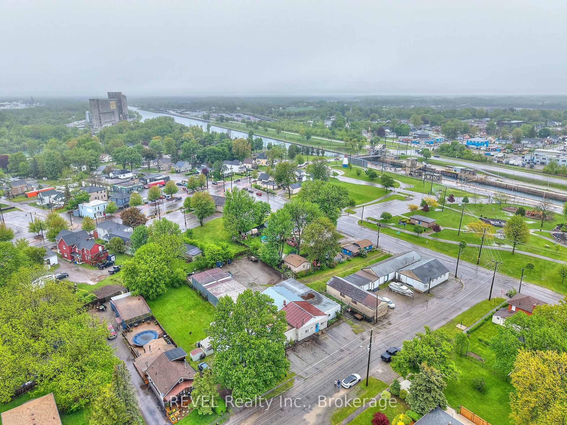 Photo 6 of 23 Amelia Street, Port Colborne, Main Street — HOMEH