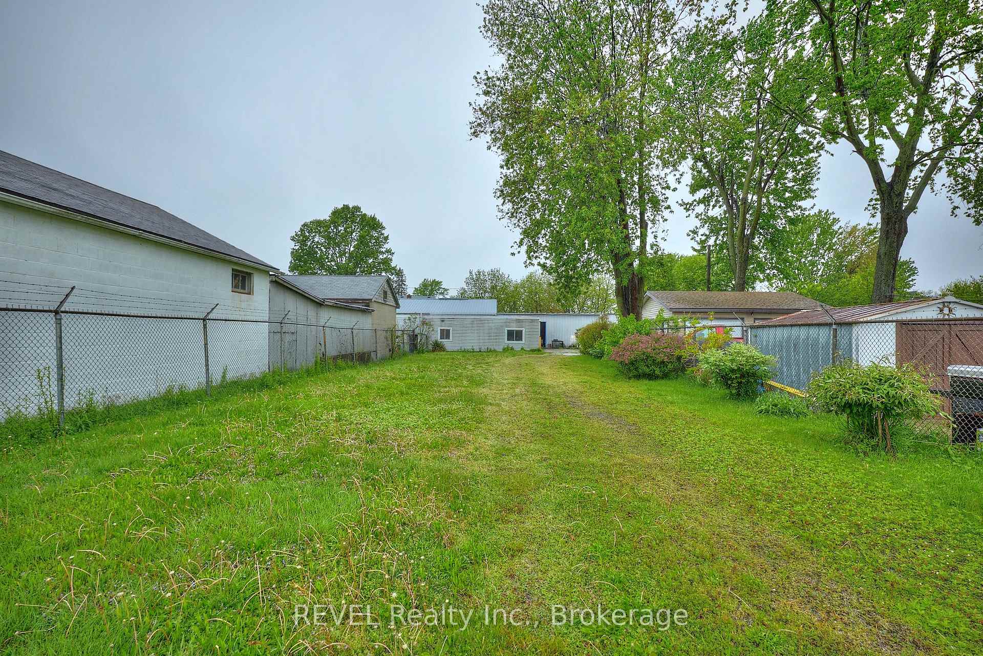 Photo 51 of 23 Amelia Street, Port Colborne, Main Street — HOMEH