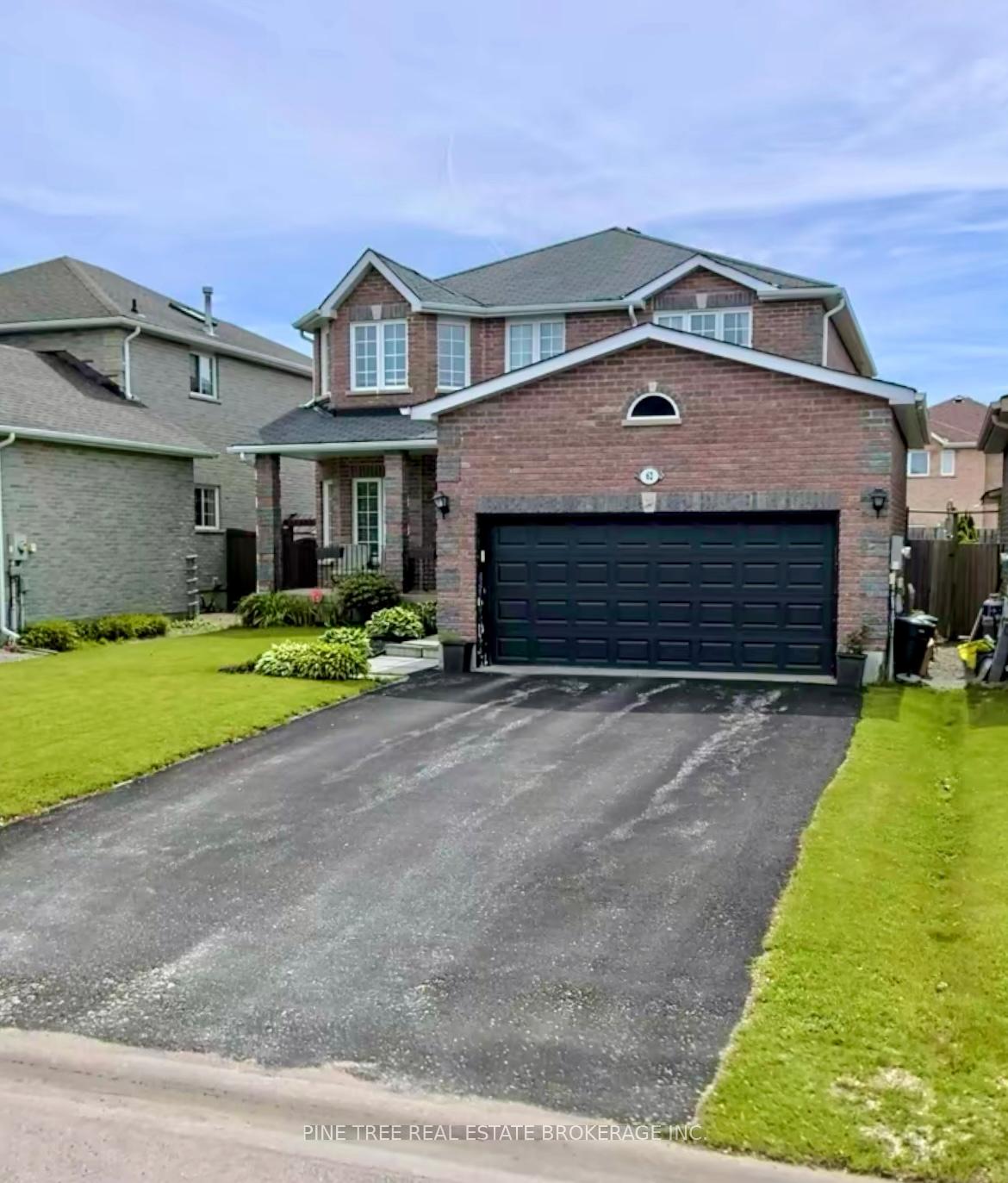 Photo 2 of Unit M&2nd, 62 Joseph Crescent, Barrie, Painswick South — HOMEH