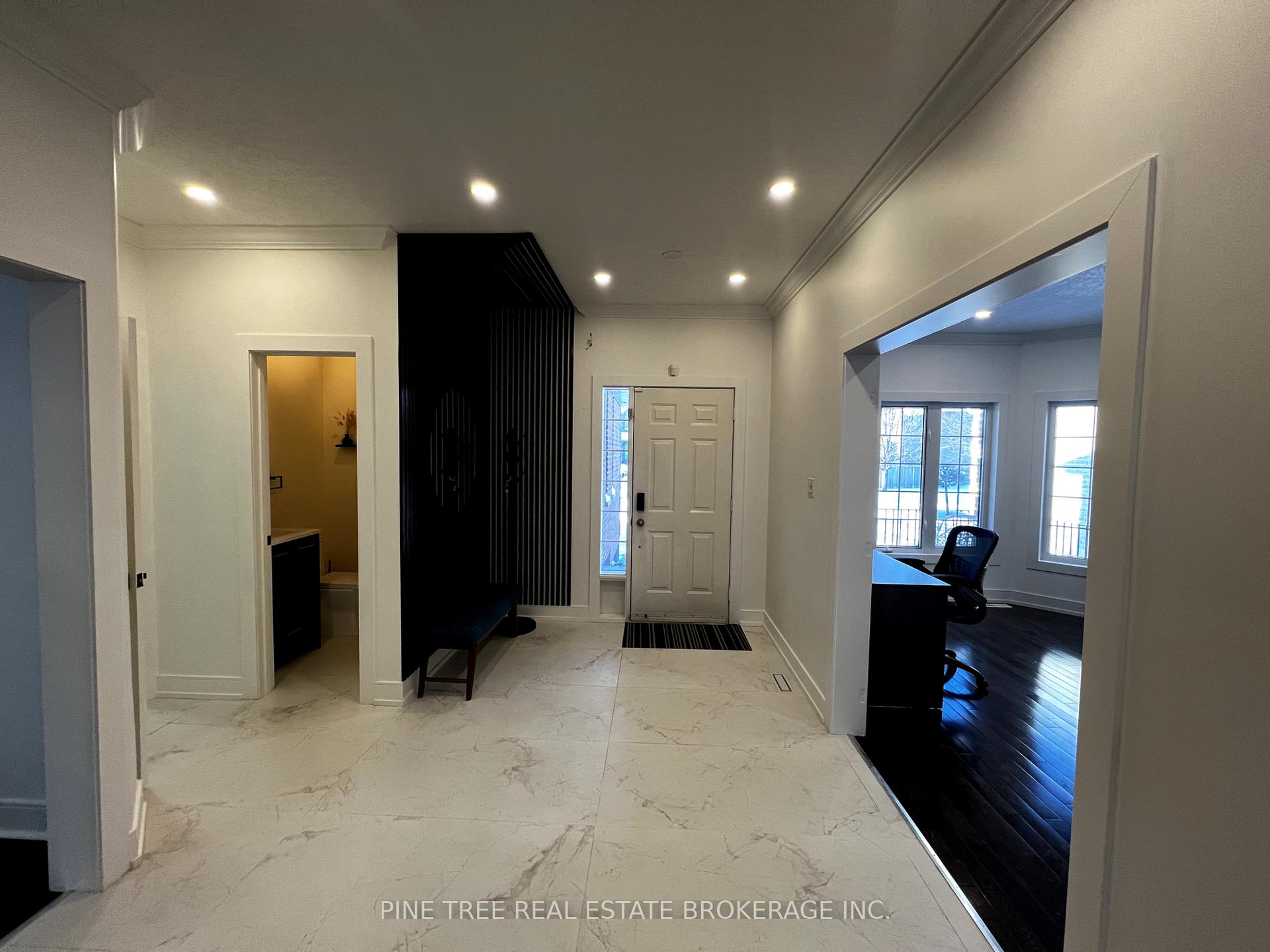 Photo 6 of Unit M&2nd, 62 Joseph Crescent, Barrie, Painswick South — HOMEH
