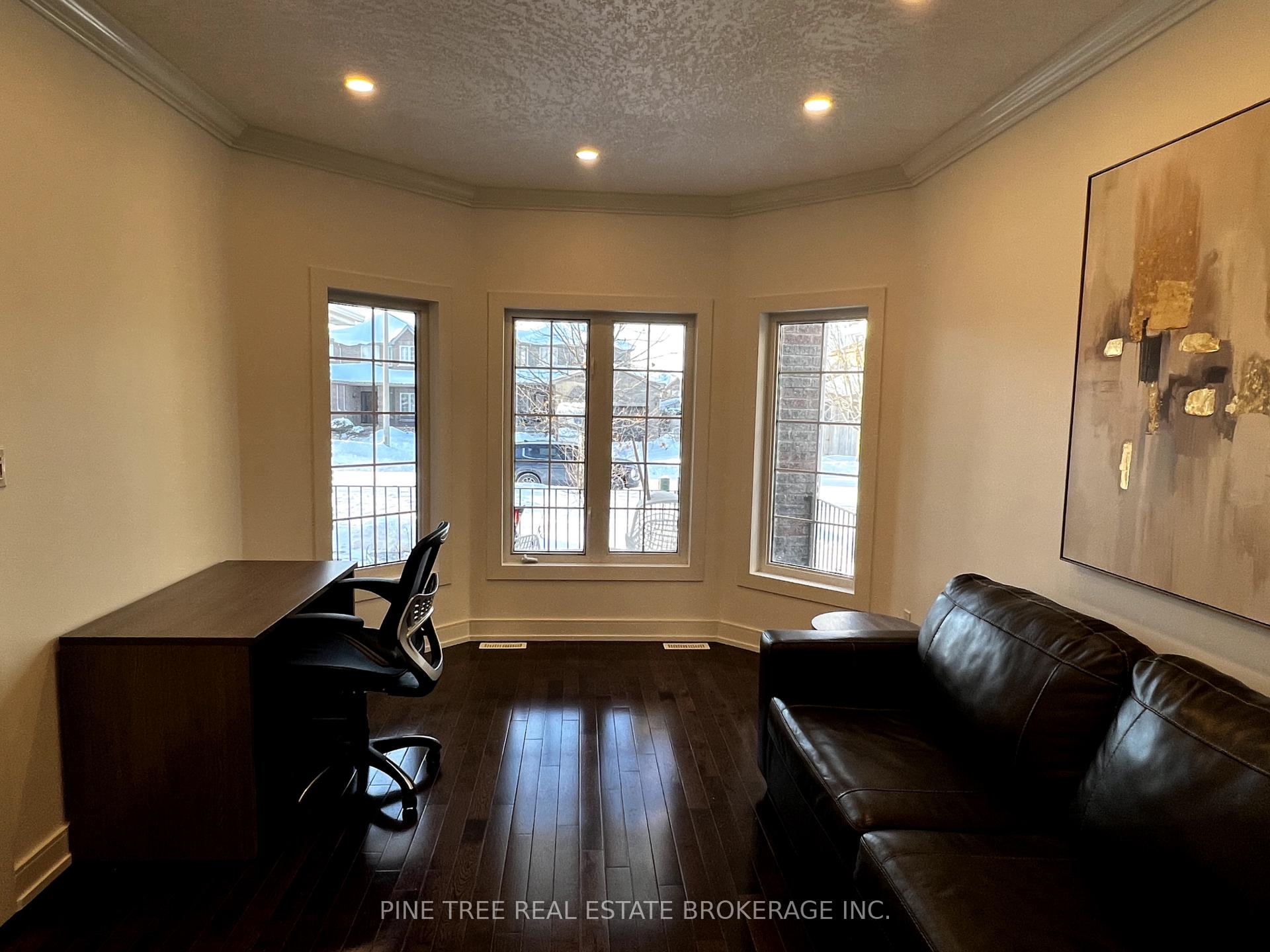 Photo 10 of Unit M&2nd, 62 Joseph Crescent, Barrie, Painswick South — HOMEH